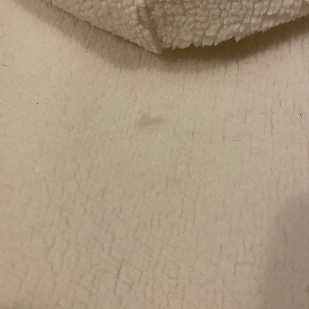 Fuzzy Crop Sweater - Picture 4 of 5